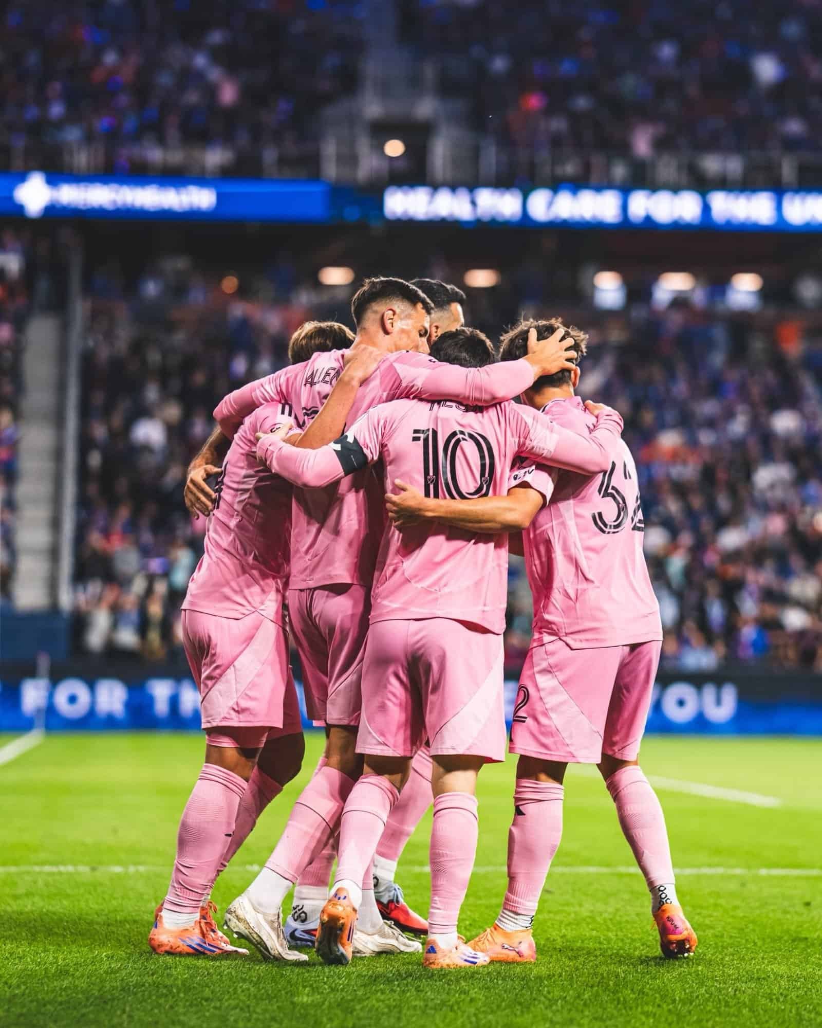 Inter Miami players celebrate 4–0 win over Cincinnati in MLS semifinals.