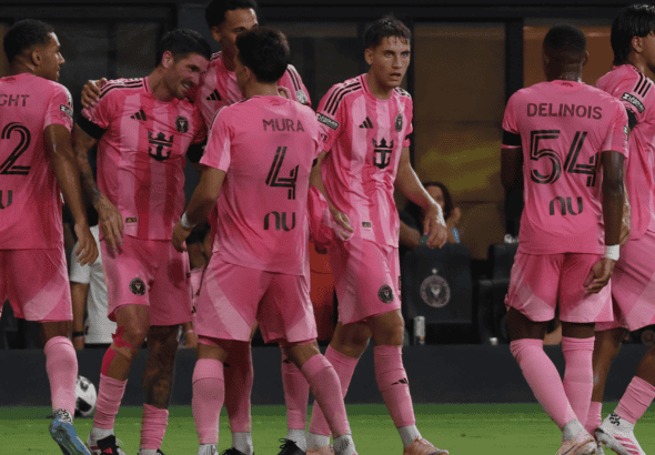 Rodrigo De Paul Messi number 10 shirt tribute Leagues Cup Monterrey 2026